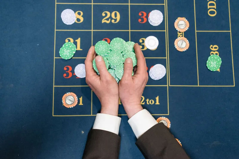 Two Books, One Edge: How Aussie Punters Are Cashing In on Asian-Western Odds Gaps